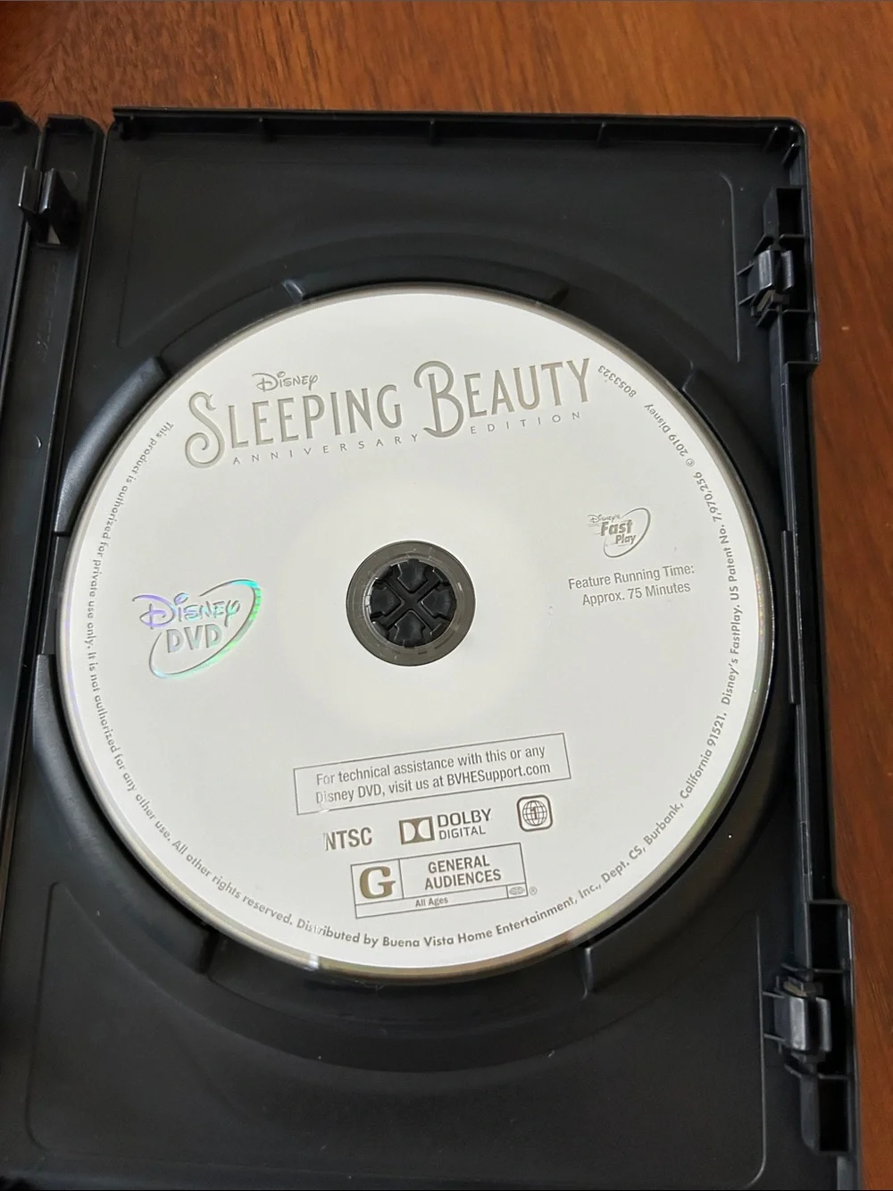 Disney Classic DVD Bundle — Sleeping Beauty, Snow White, Pinocchio, Bambi
